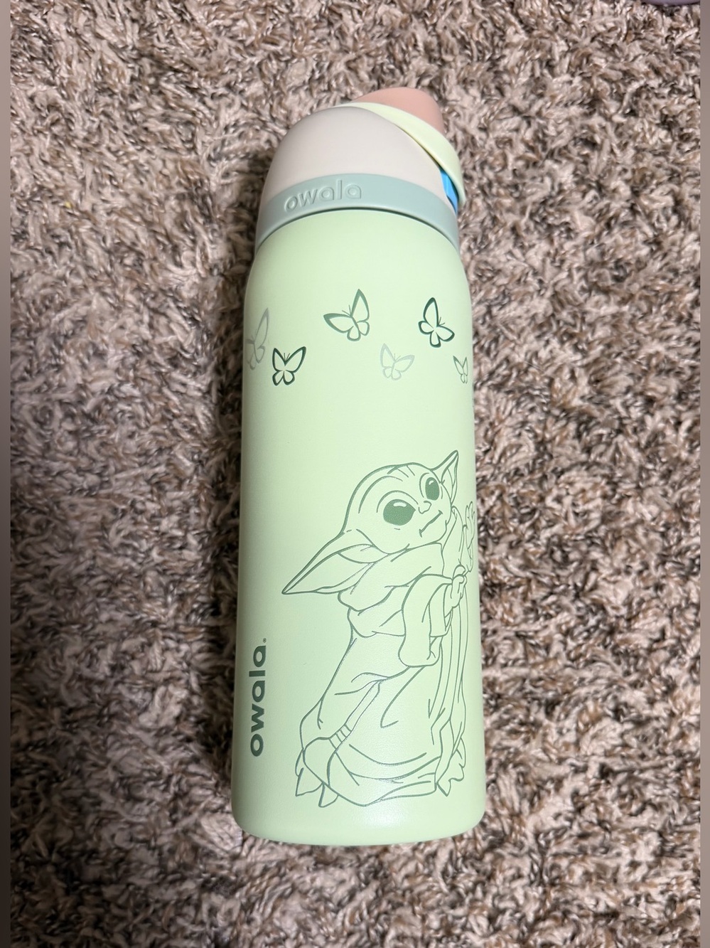 Owala Grogu Star Wars 32 Oz Flip Straw